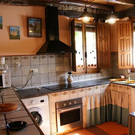 Casa Rural Gistredo Venkovský dům Robledo de Las Traviesas