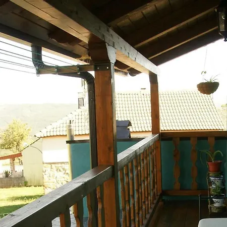 Casa Rural Gistredo * Robledo de Las Traviesas